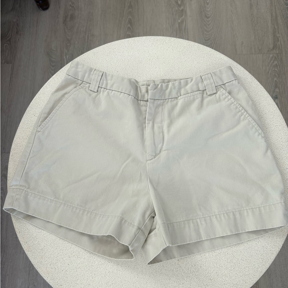Old Navy Women's Light Cream Casual Bermuda Shorts